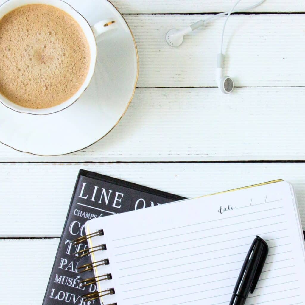 Challenge SocialMedia Routine 1640 × 856 px 1500 × 1500 px 24